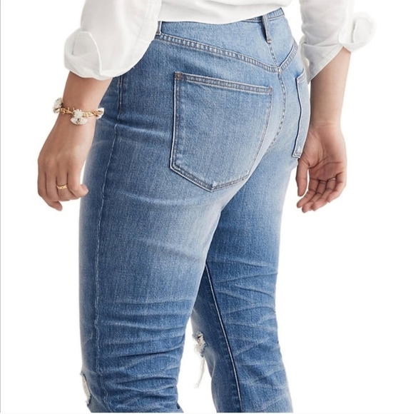 Madewell The High-Rise Slim Boyjean Knee-Rip Edition Blue, Size 28 - Picture 4 of 11